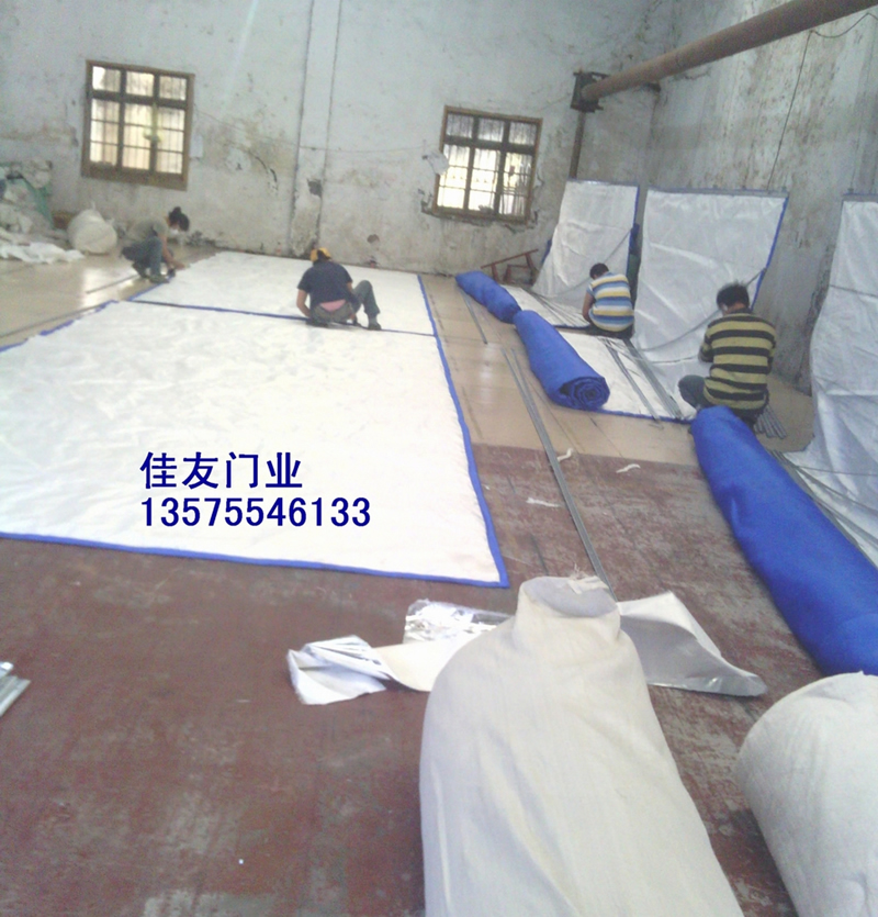 防火卷帘门生产车间