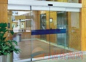 丰台区安装自动门 长辛店维修感应门技术高明