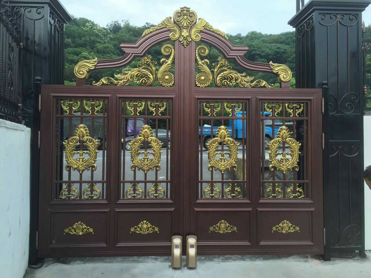 2017年苏州品尚护栏配件铝艺压铸花件三招简单延长别