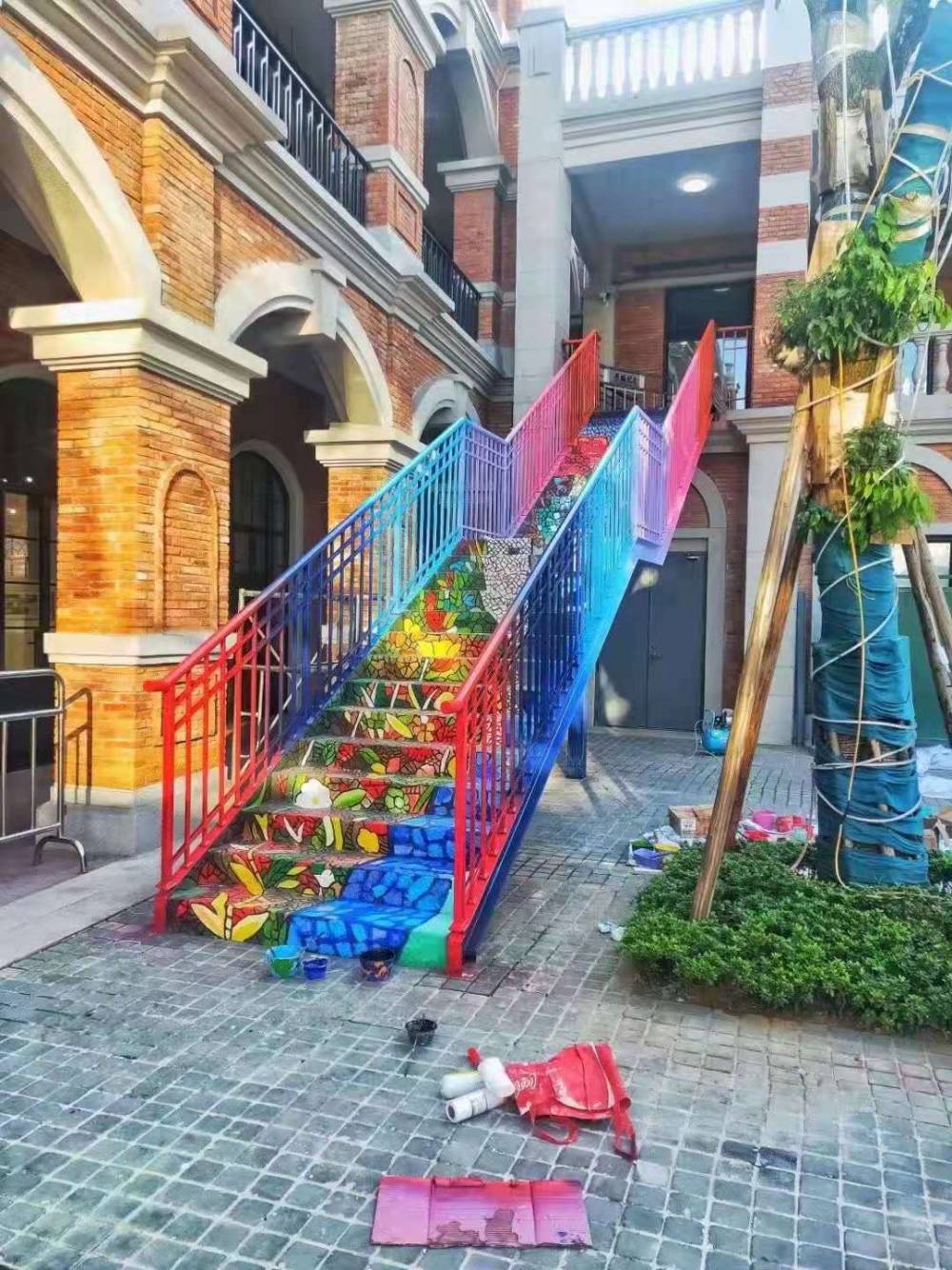 手绘彩绘墙体绘画尺寸定制图案定制装饰空间