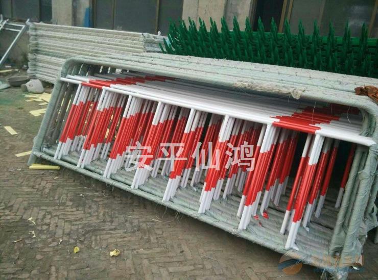 道路施工护栏网道路交通安全防护网施工护栏