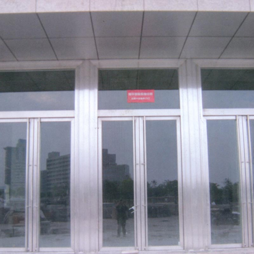 西安专业维修地弹门更换地弹簧西安更换地弹簧